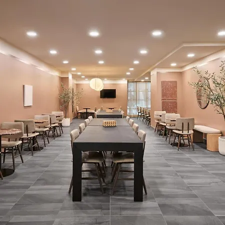 The Arlo, BW Signature Collection 3* Ottawa