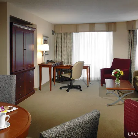 Hilton Garden Downtown 3* Ottawa
