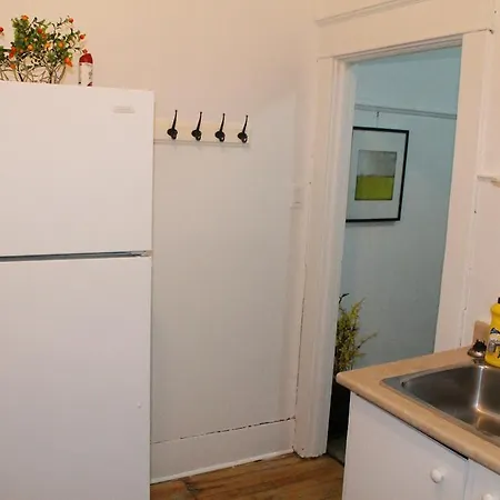 Apartment Adib - 362 Friel St, Unit 3