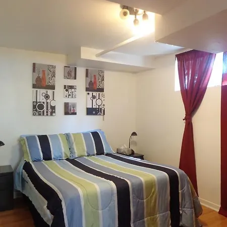 Adib - 1530 Gilles St, Unit 4 *