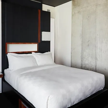 Alt Downtown Hotel