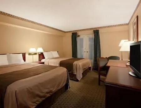 Hotel Travelodge By Wyndham West