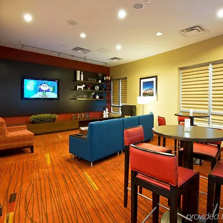 Courtyard By Marriott East 3* Ottawa
