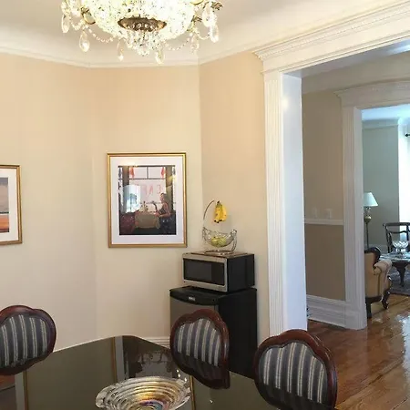 Bed & Breakfast The Century House 3*