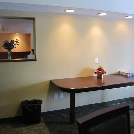 Travelodge By Wyndham West 3* Ottawa