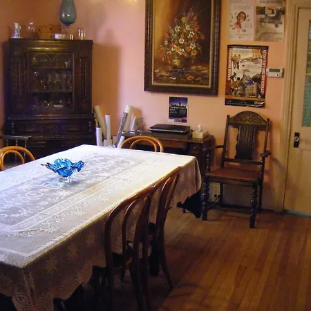 Des Arts Bed & Breakfast Ottawa
