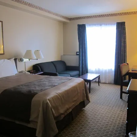 Travelodge By Wyndham West Hotel 3*