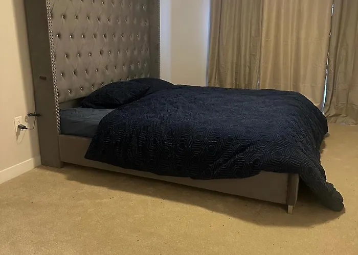 House Of Peace - Includes Wi-Fi, Netflix