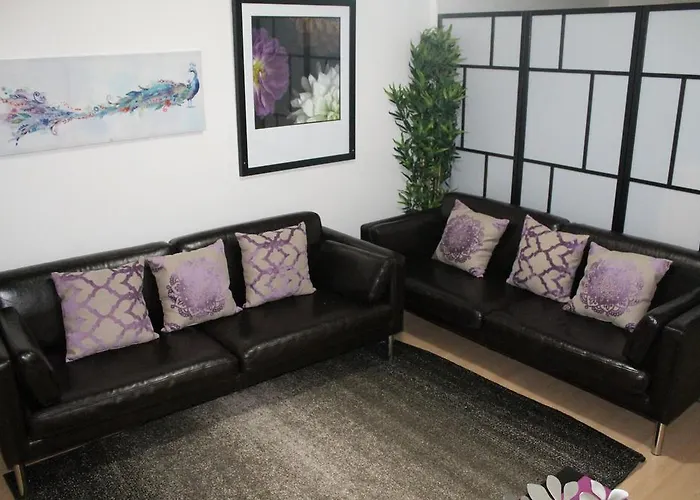 Adib Apartments - 931 Pinecrest Rd, Unit B