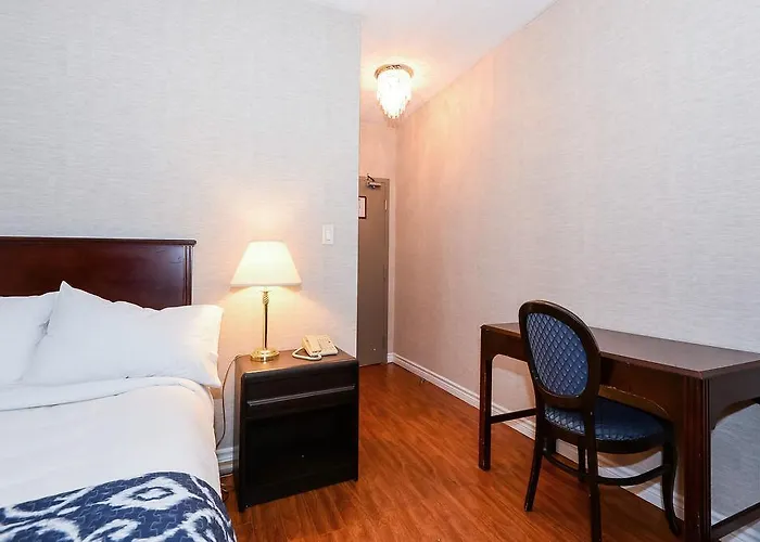 Ottawa Inn Hotel