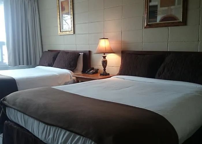 Richmond Plaza Motel