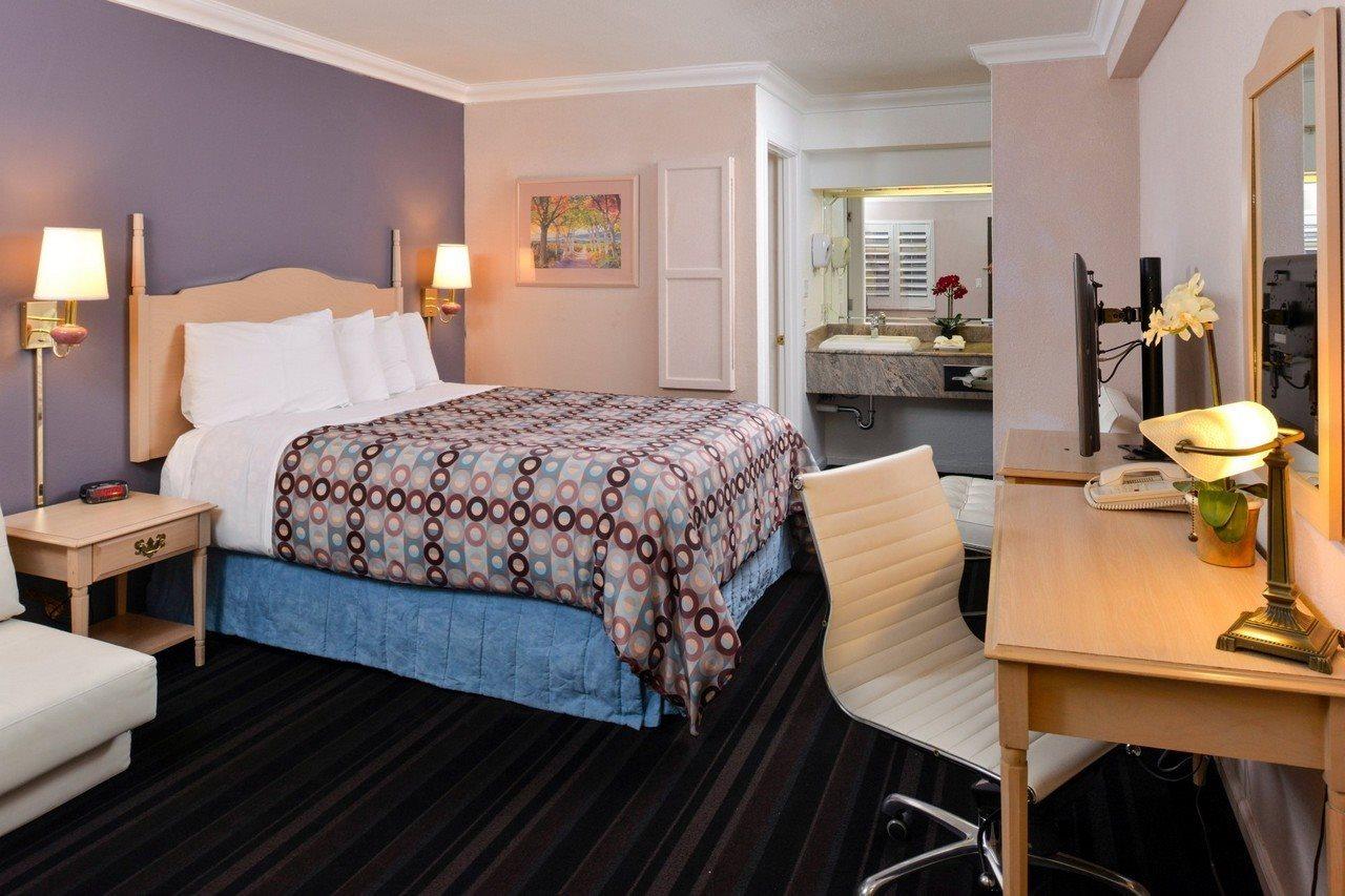 Holiday - Dwtn - Parliament Hill By Ihg 3*