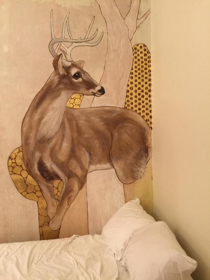 Gold Door Bed & Breakfast Ottawa