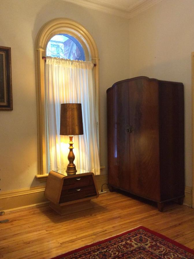Gold Door 2*