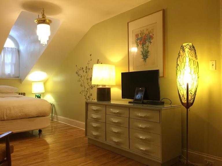 Bed & Breakfast Gold Door