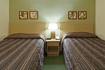 Extended Canada - 3*