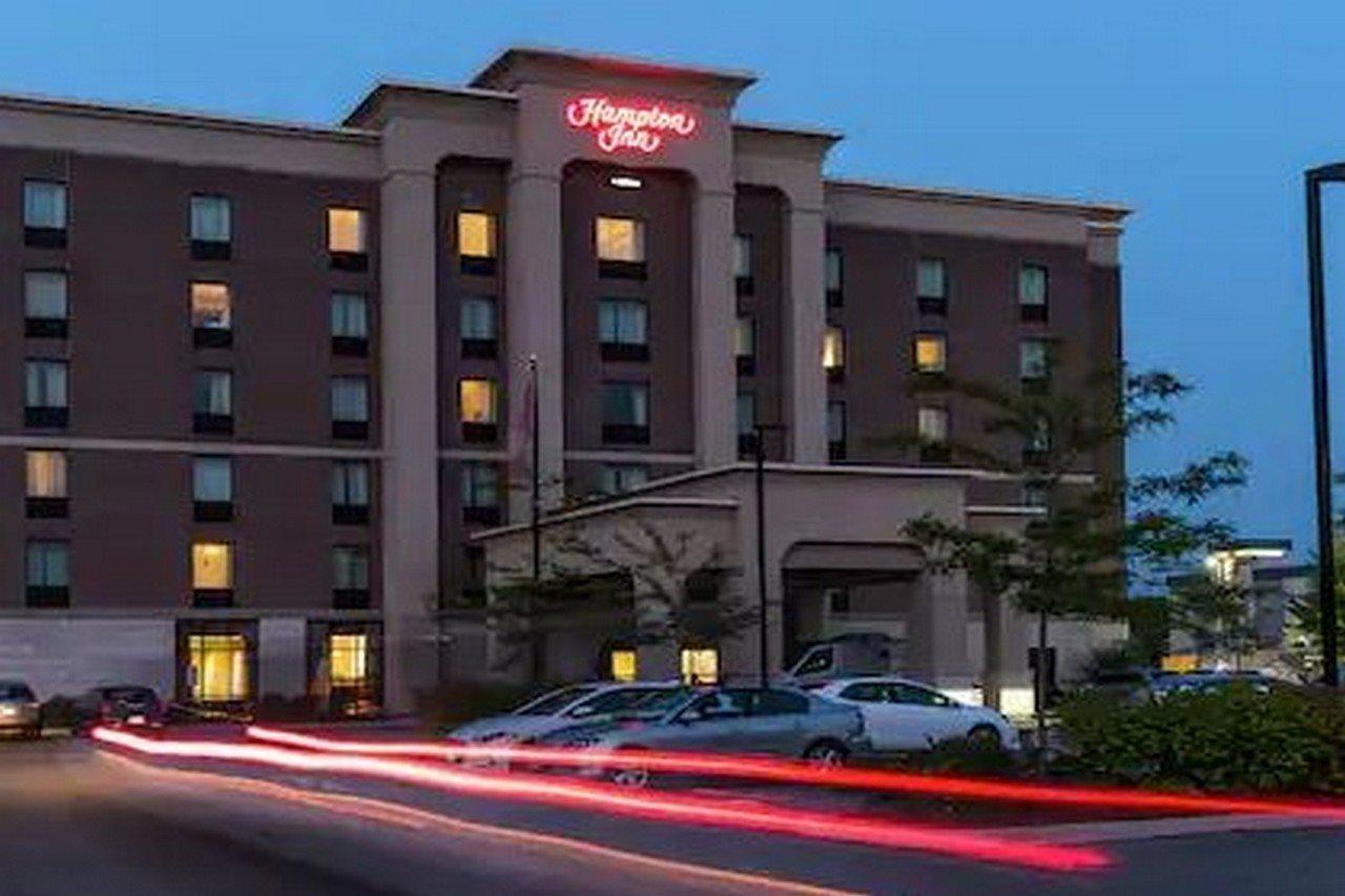 Hampton By Hilton Airport