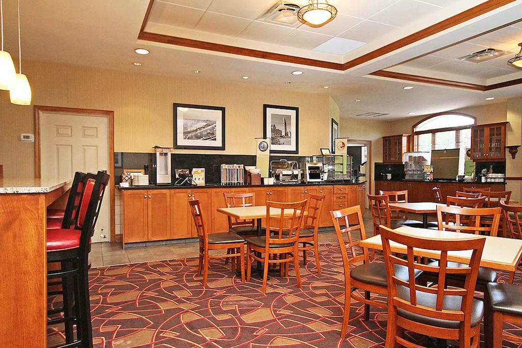 Fairfield & By Marriott Kanata