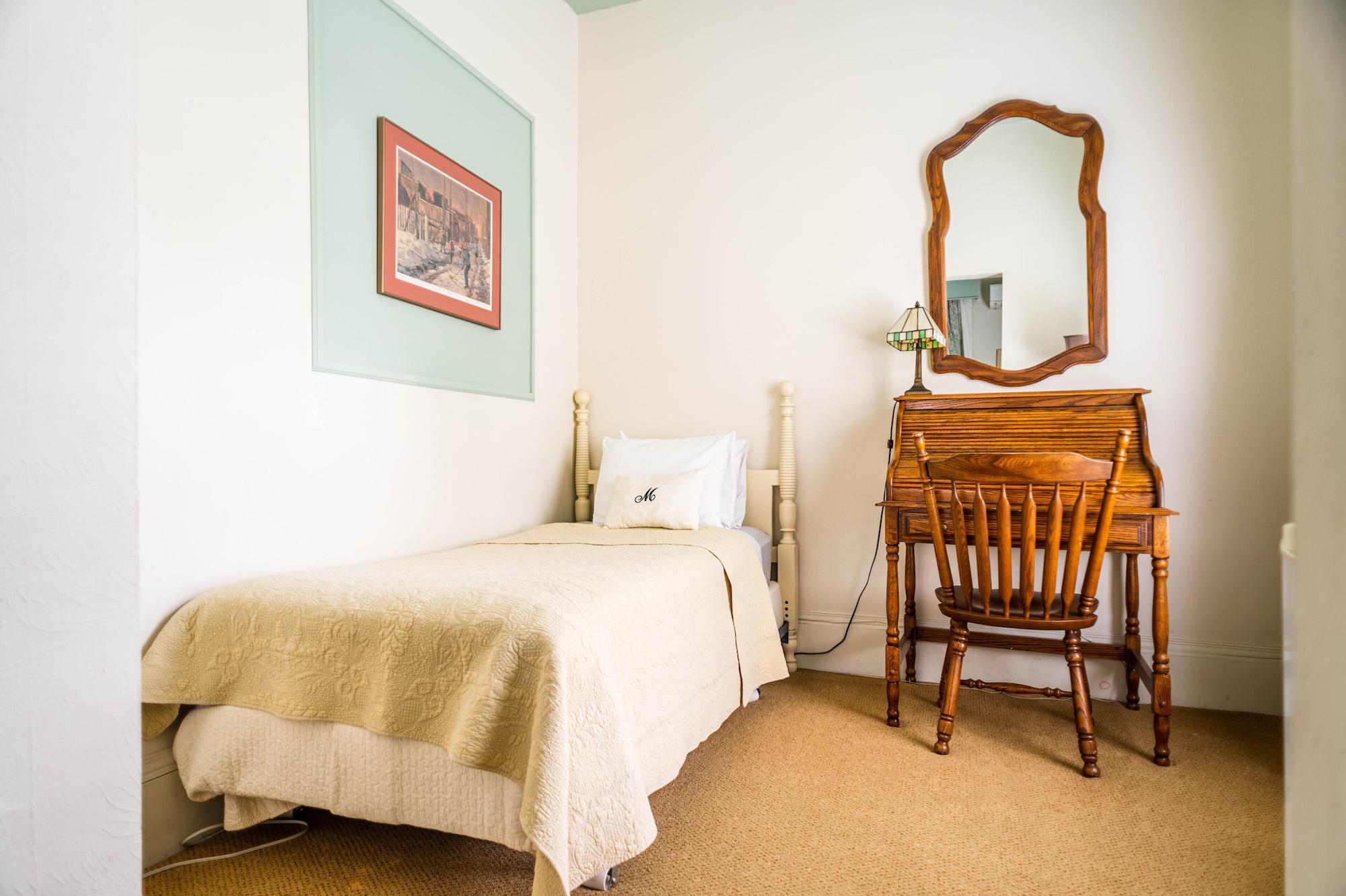Bed & Breakfast Mcgee's 3*
