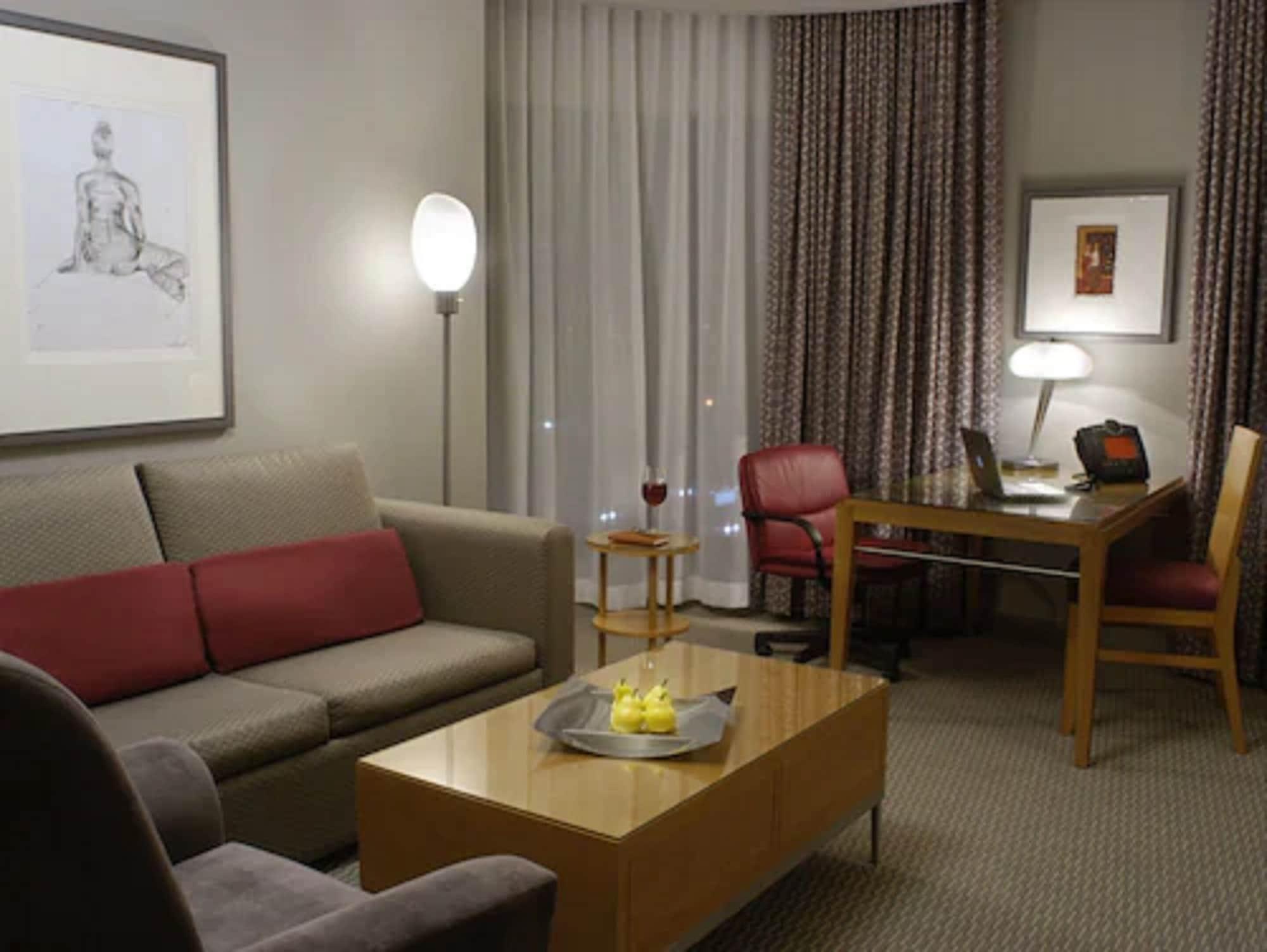 Brookstreet - West - Kanata Hotel 4*