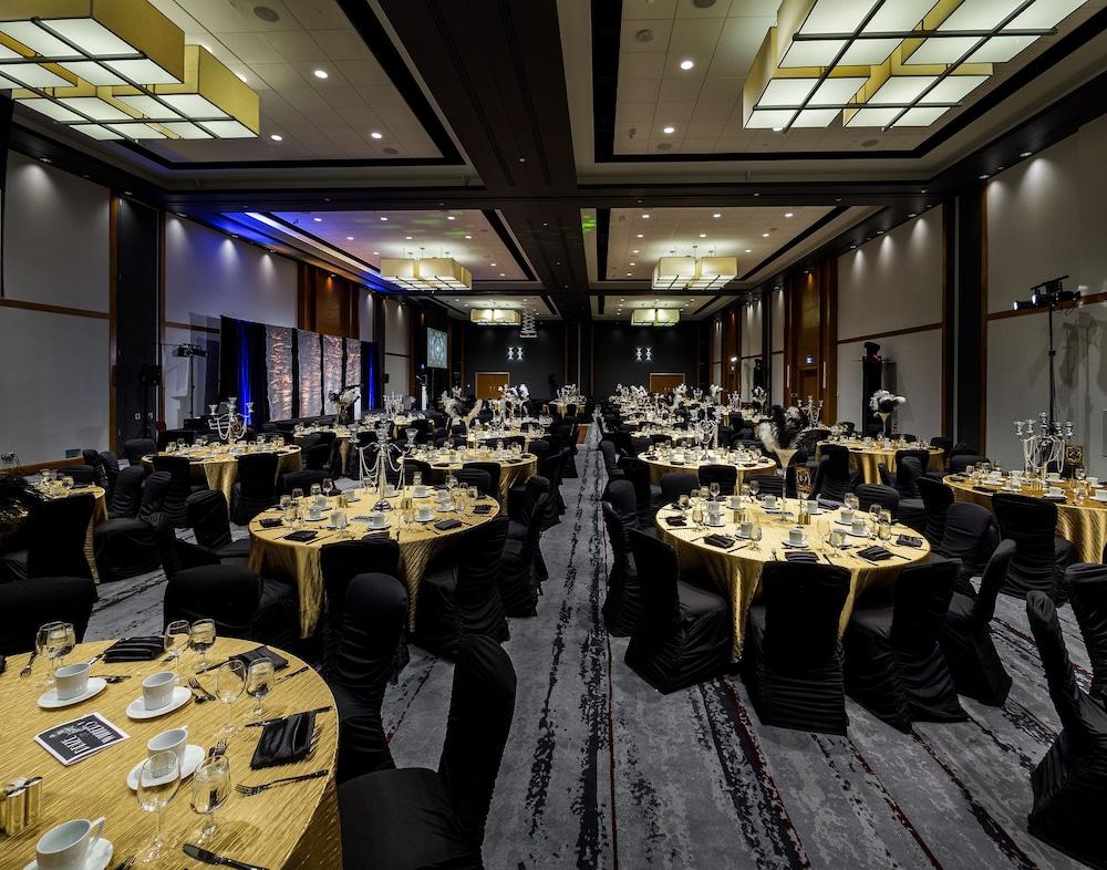 Brookstreet - West - Kanata Hotel 4*