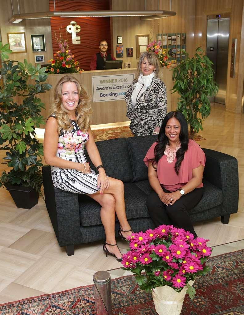 Hotel Cartier Place Ottawa