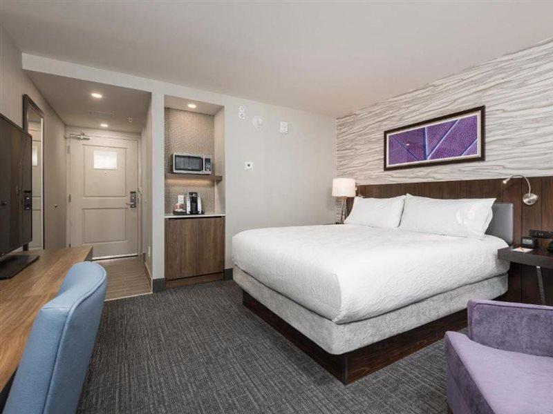 Hilton Garden Downtown 3* Ottawa