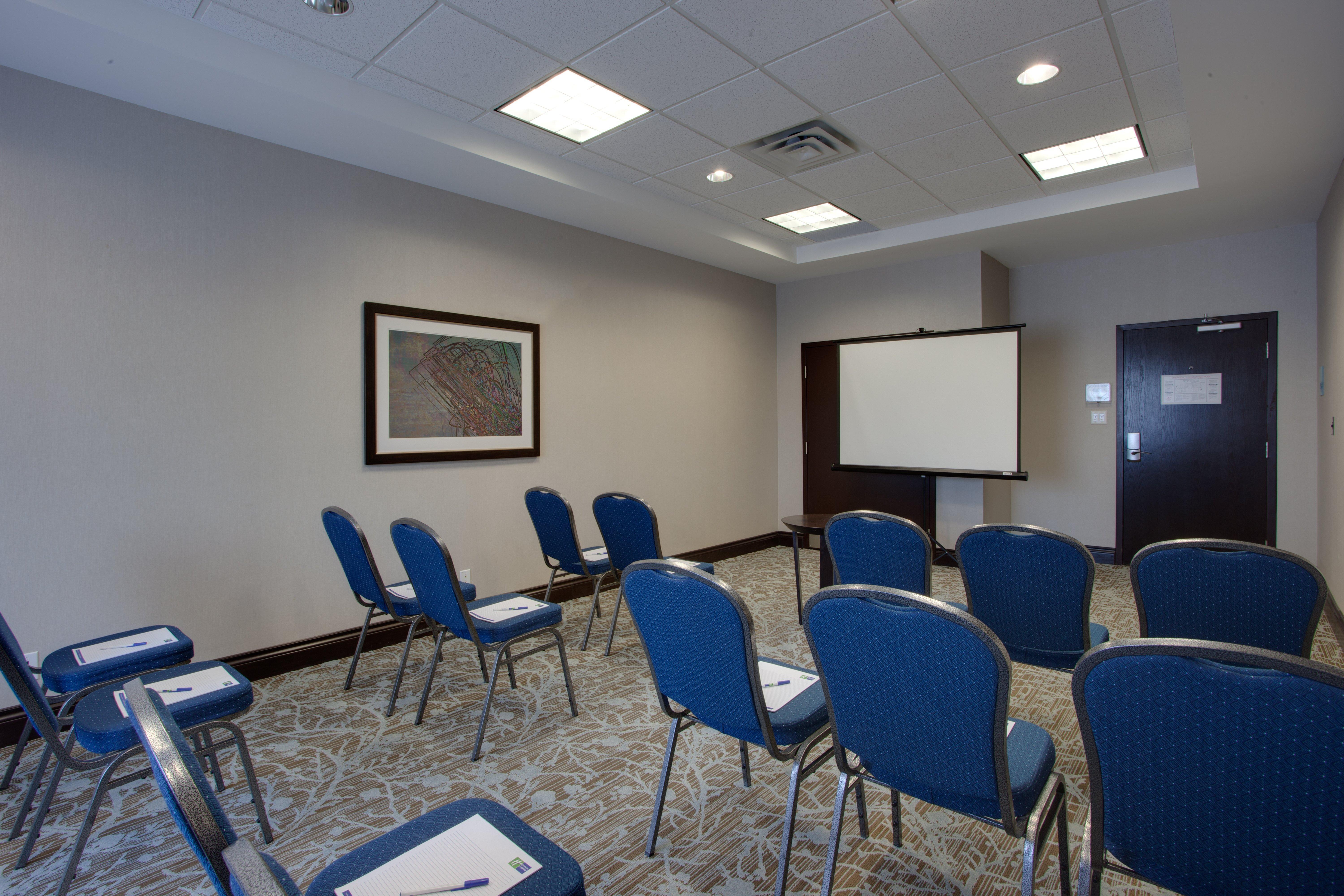 Hotel Express & East-orleans By Ihg 2*