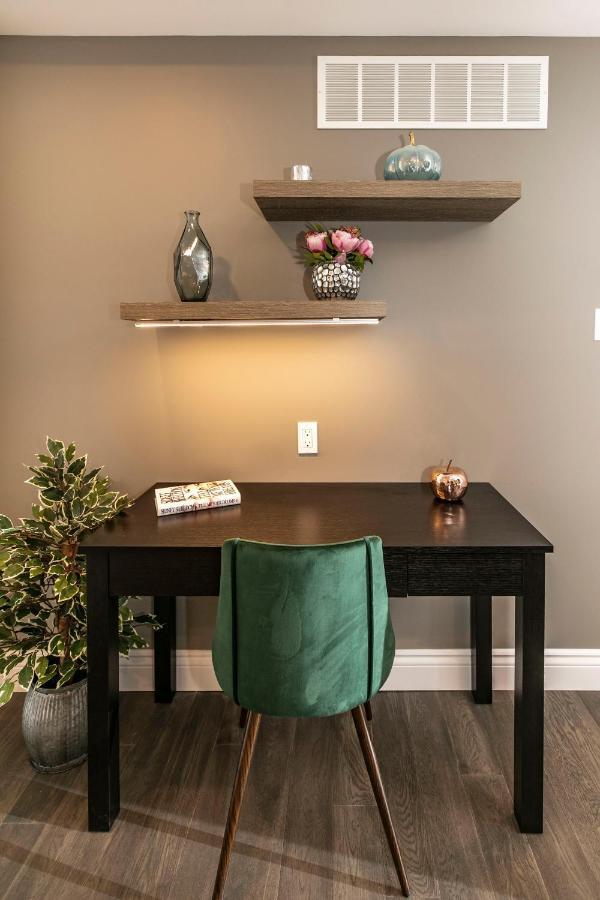 2br Units With King Bed - Near To Byward Market *