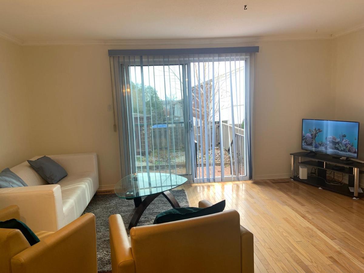 Ottawa's Destination Holiday home