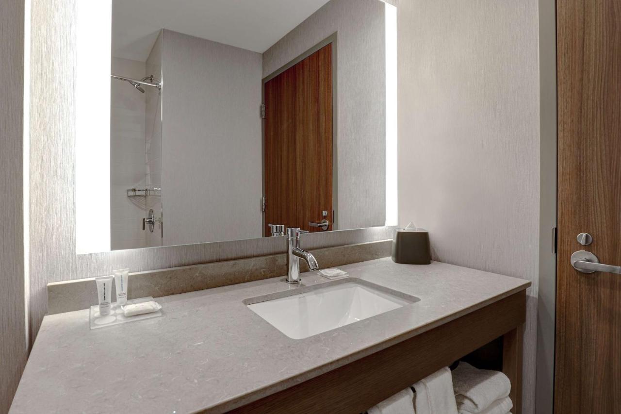 Hyatt Place West Hotel Ottawa