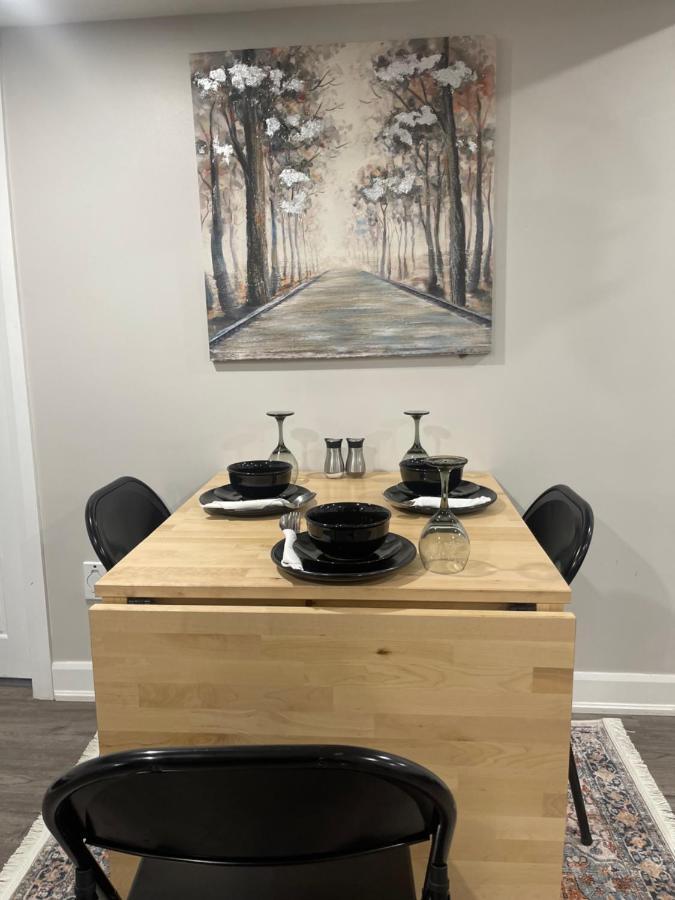 Beautiful 1 Bedroom Basement