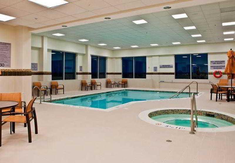 Hotel Courtyard By Marriott East 3*