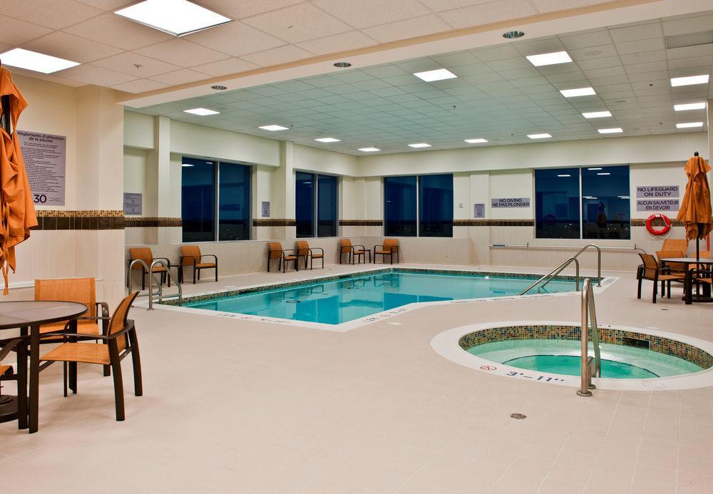 Hotel Courtyard By Marriott East 3*