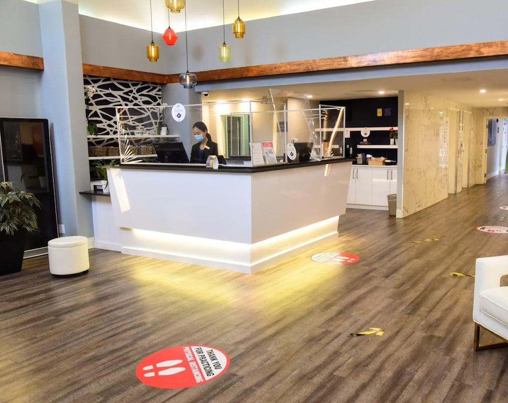 Days By Wyndham West Ottawa