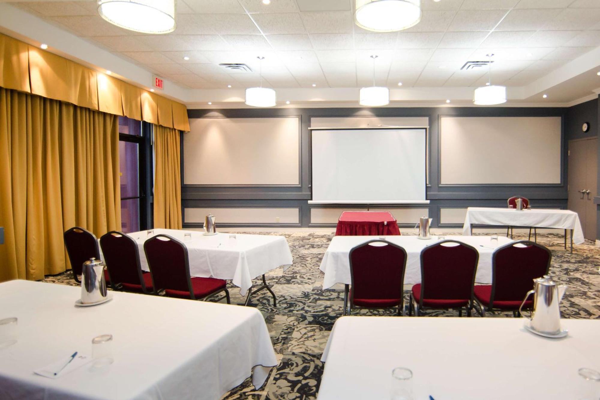 Western Kanata And Conference Centre Ottawa