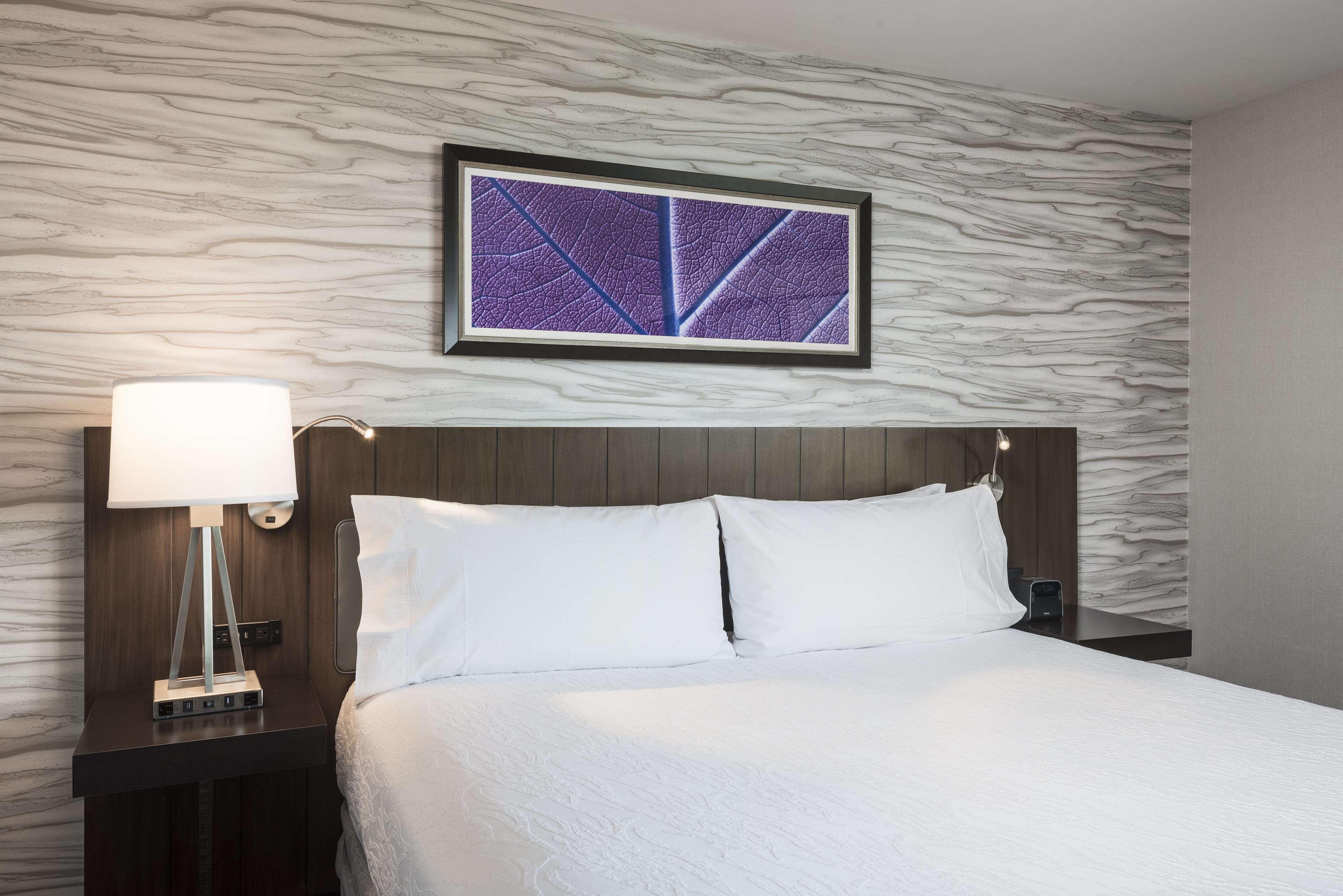Hilton Garden Downtown 3*