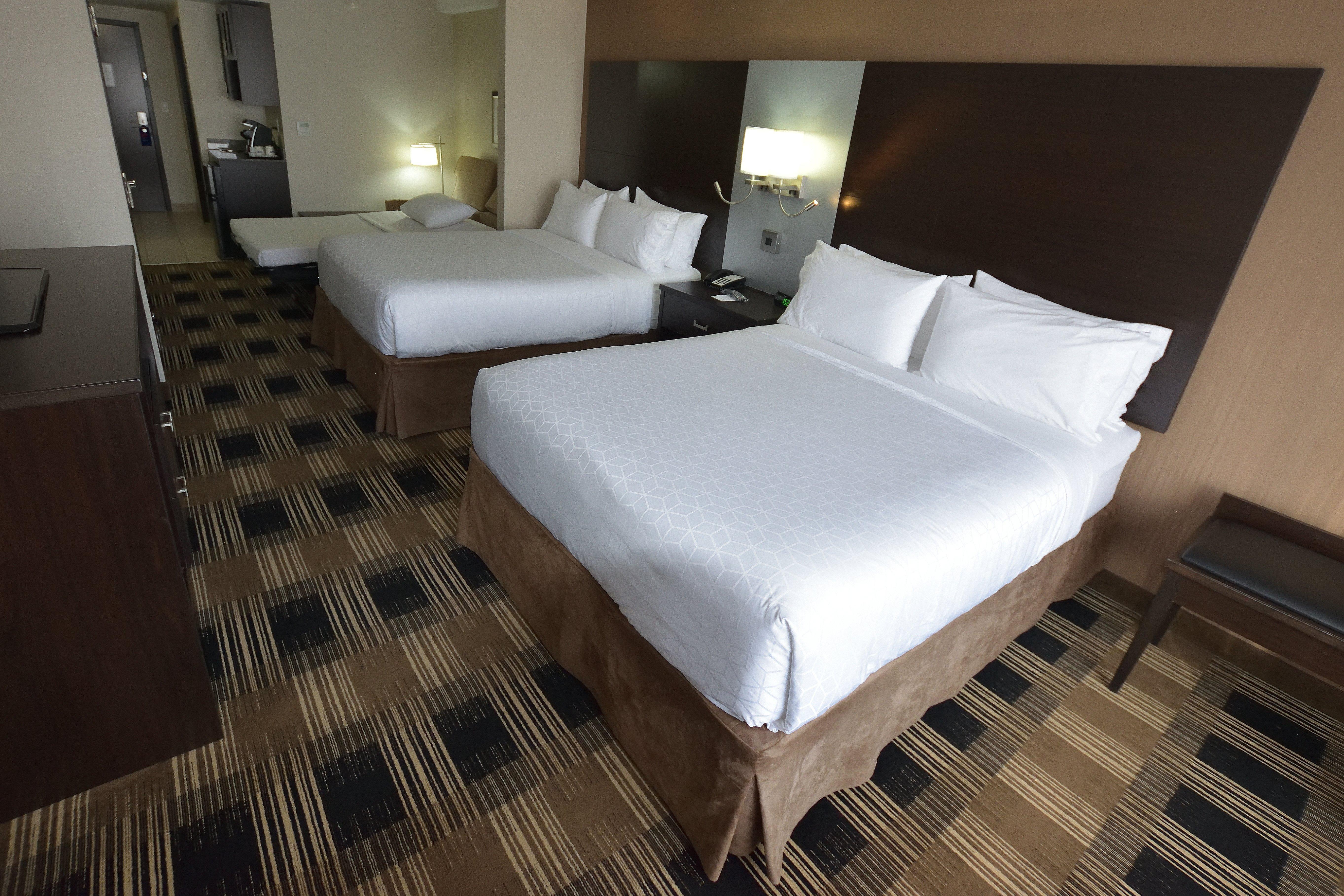 Express & East-orleans By Ihg Hotel 2*