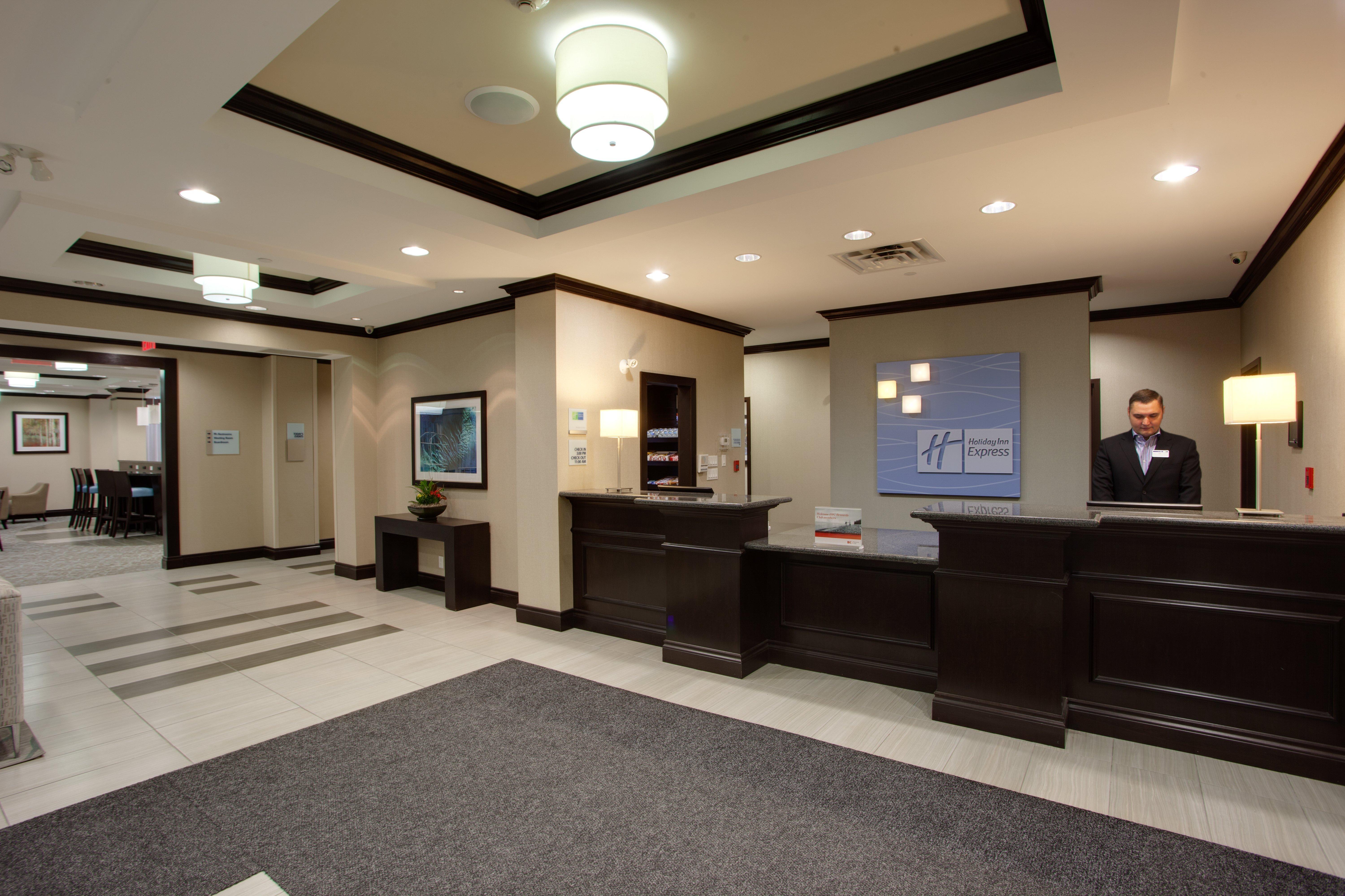 Express & East-orleans By Ihg Hotel