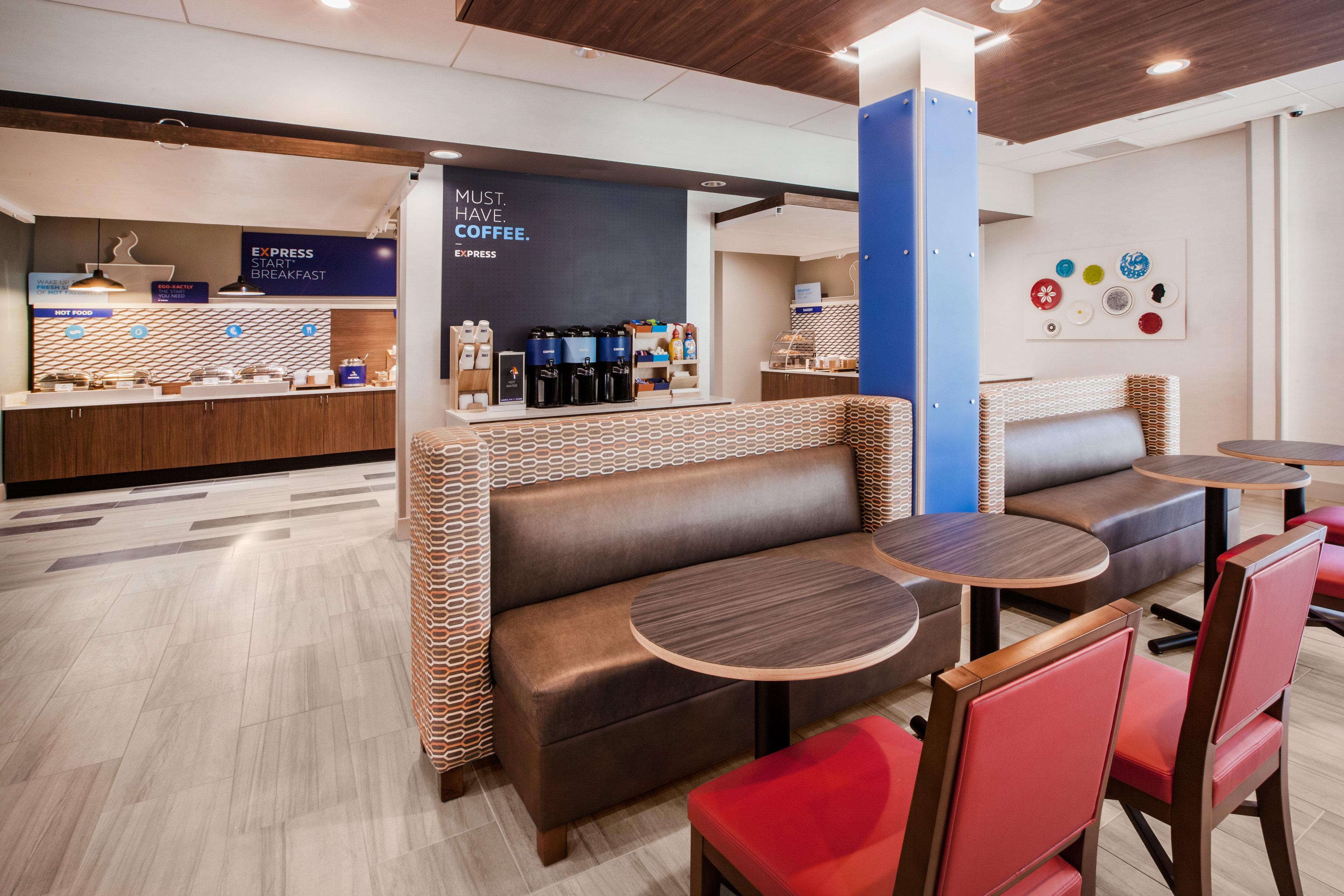 Express & Downtown East By Ihg 3*