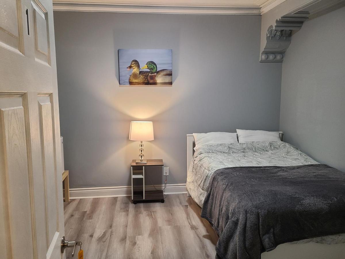 Downtown Spacious Bed & Breakfast Ottawa