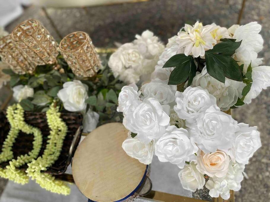 Cozy & Porches For Intimate Weddings Reunions Villa Ottawa