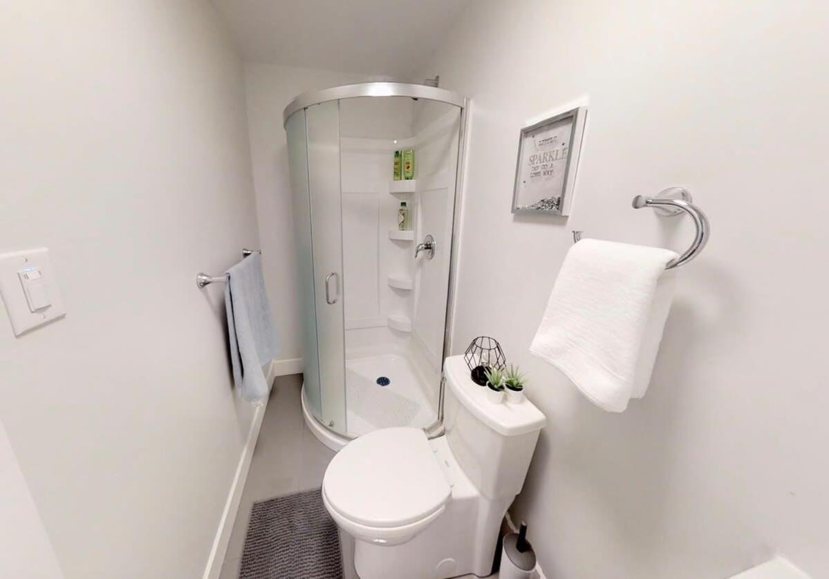 Bed & Breakfast Bachelor In Downtown *