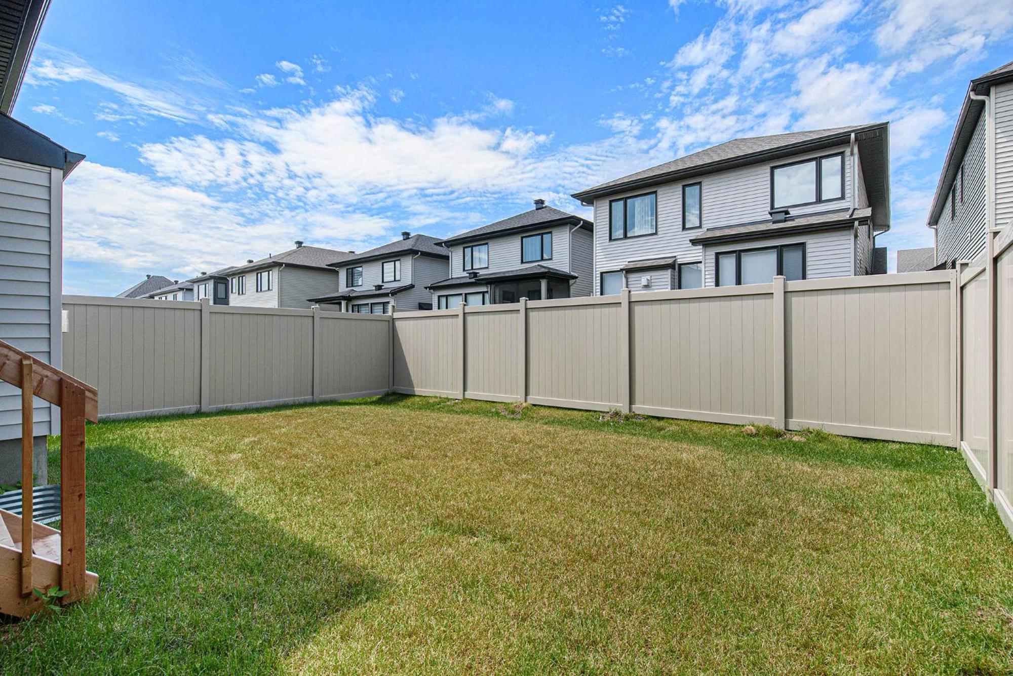 Holiday home Fully Furnished 4 Bedroom House In Ottawa