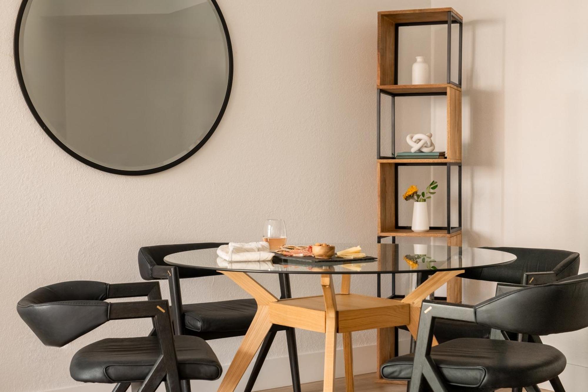 Sonder Rideau Aparthotel
