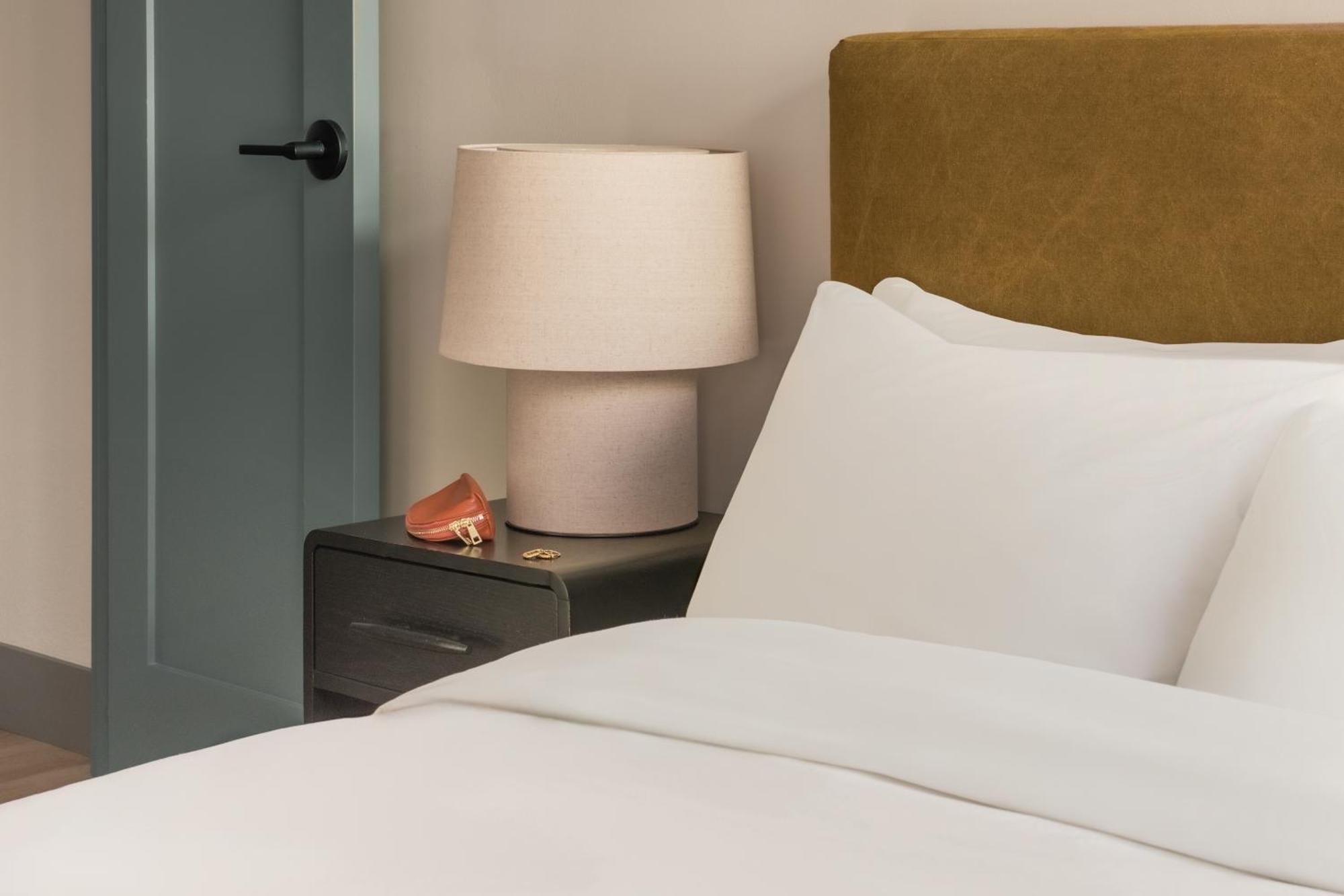Sonder Rideau Aparthotel 4*