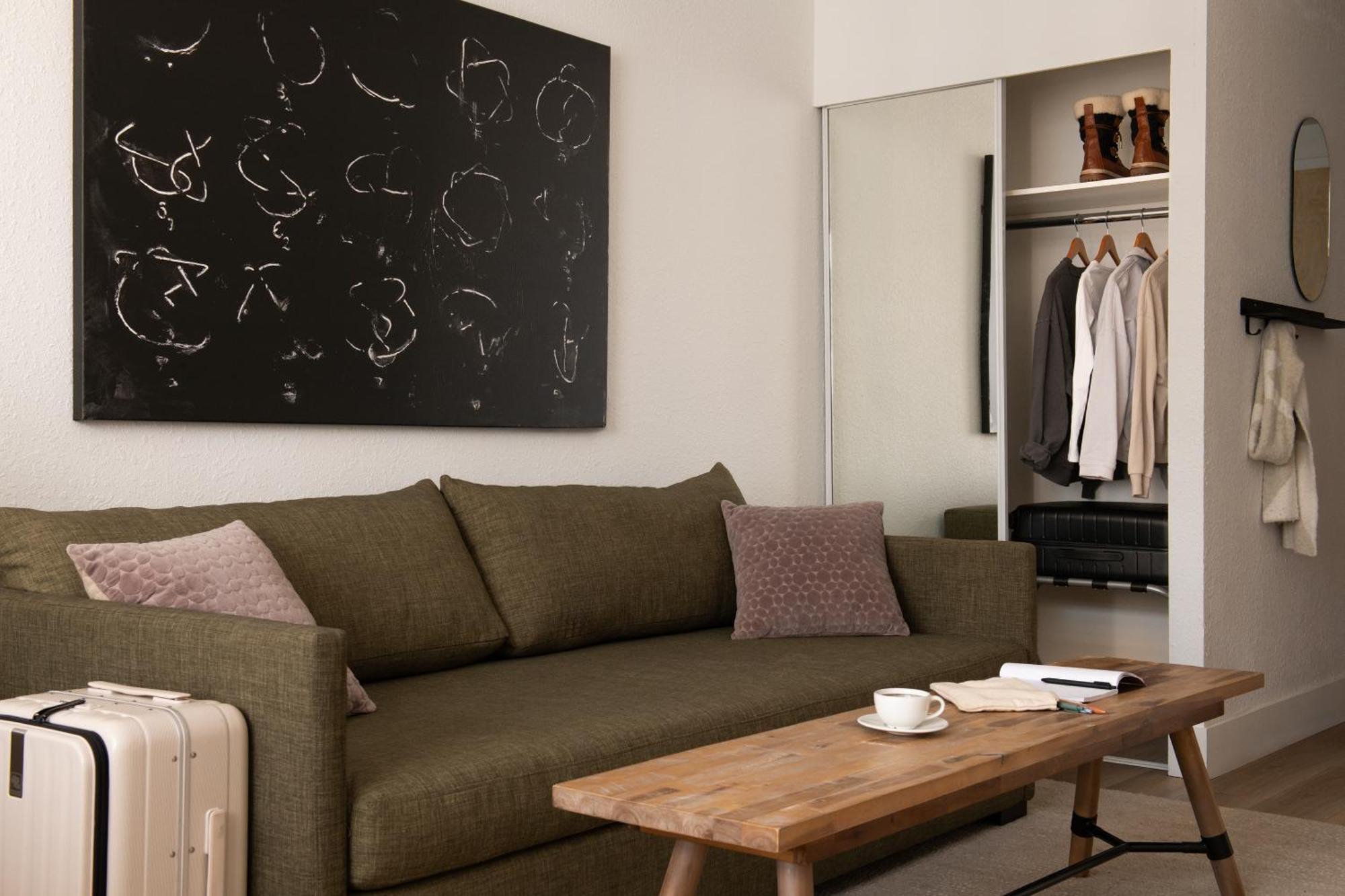 Sonder Rideau Aparthotel