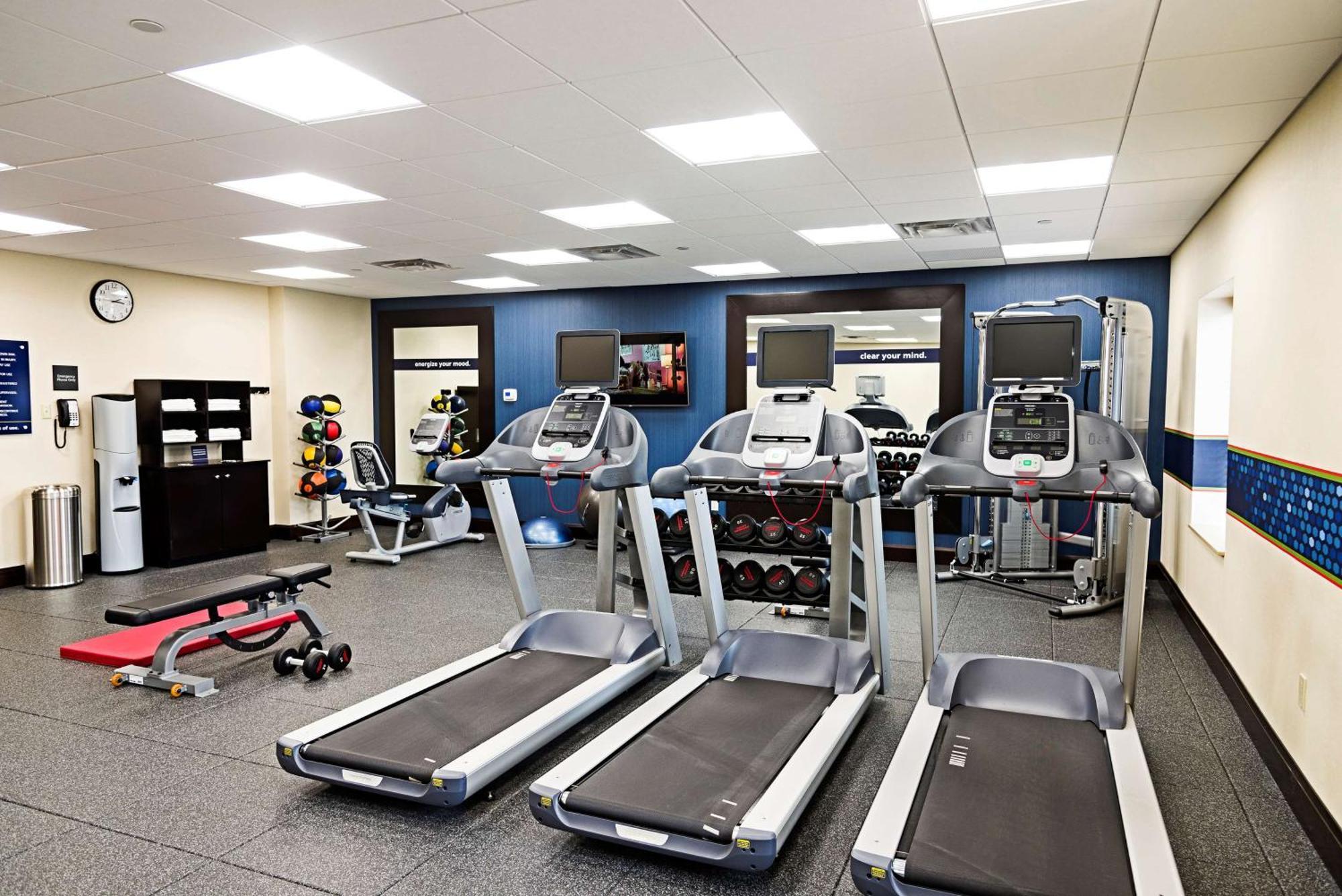 Hampton By Hilton Airport Hotel