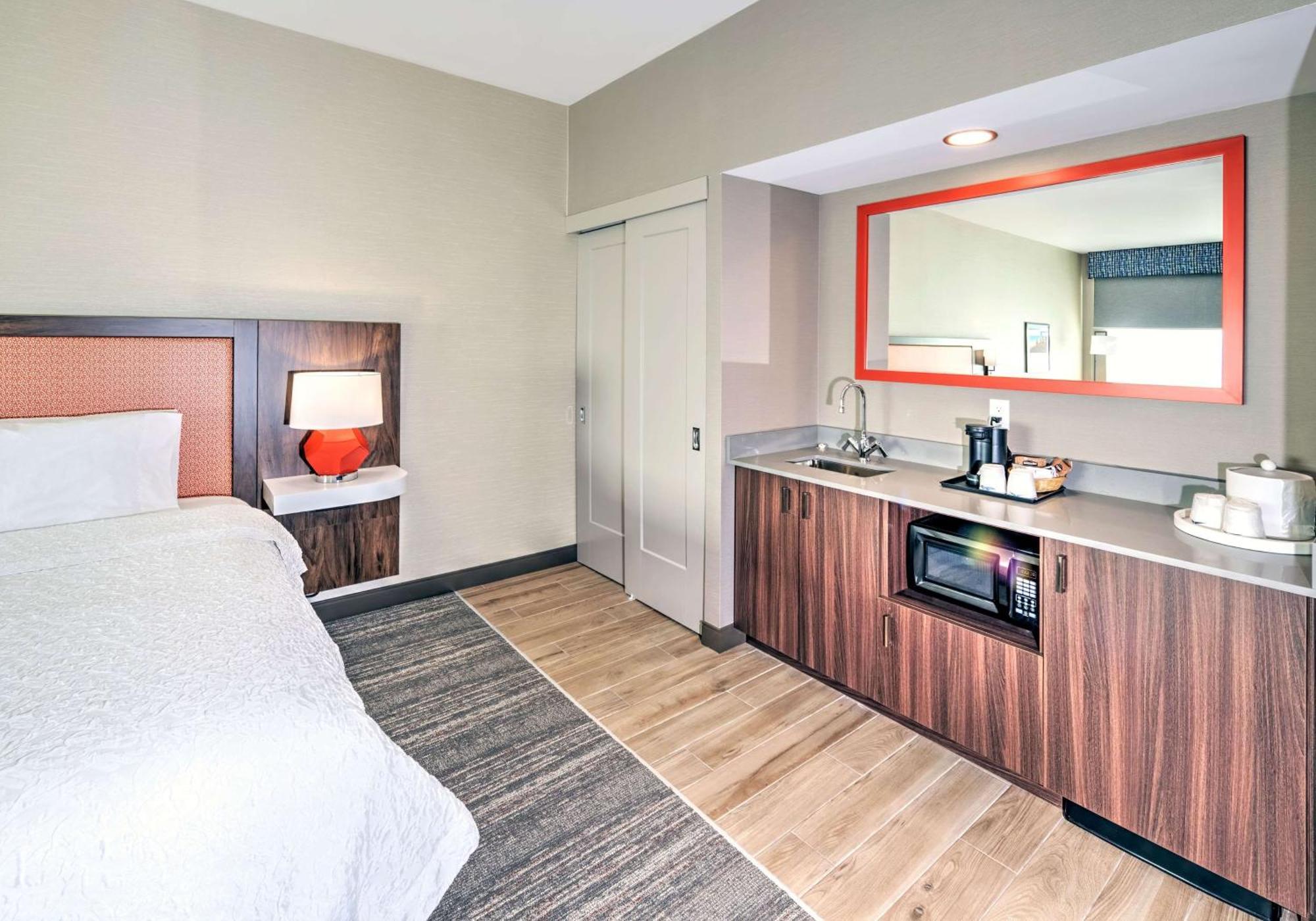 Hotel Hampton By Hilton