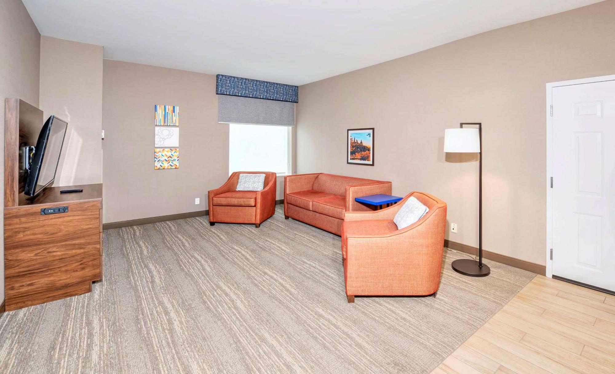 Hotel Hampton By Hilton 3*